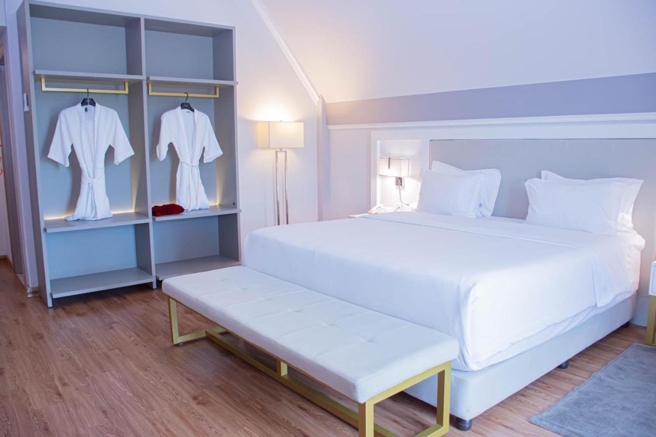 Bisinii Boutique Hotel Ciudad del Este Eksteriør billede