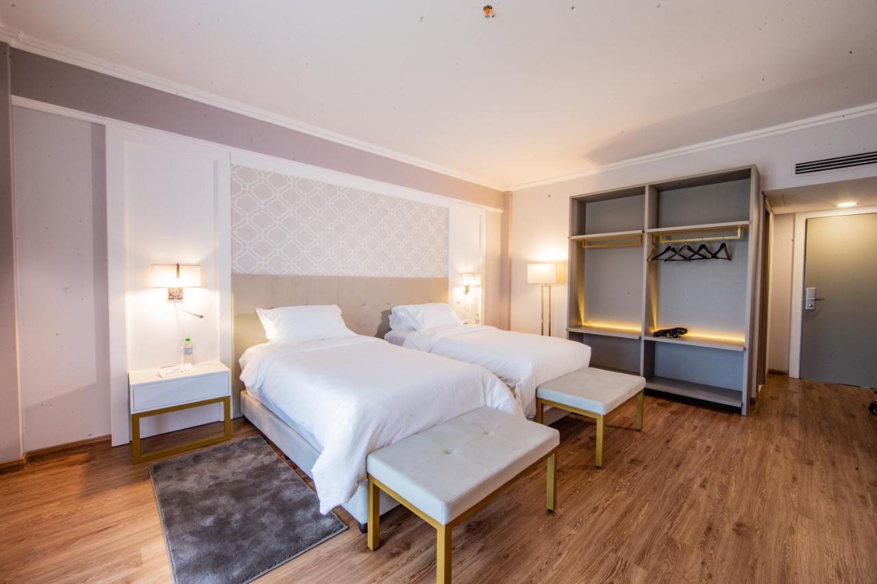 Bisinii Boutique Hotel Ciudad del Este Eksteriør billede